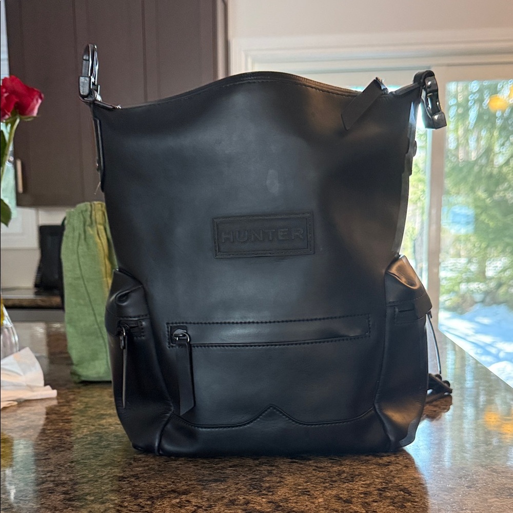 Hunter Black 7l dry bag/Backpack